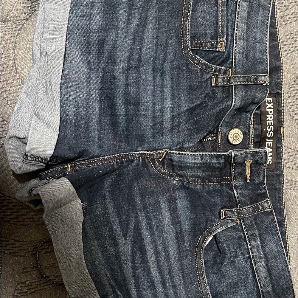 Express shorts